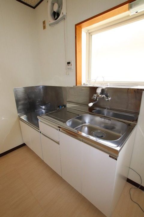 山梨県甲府市大里町(一戸建)の賃貸物件のキッチン