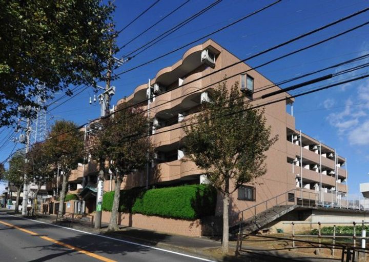 クラシコ鷺沼の外観