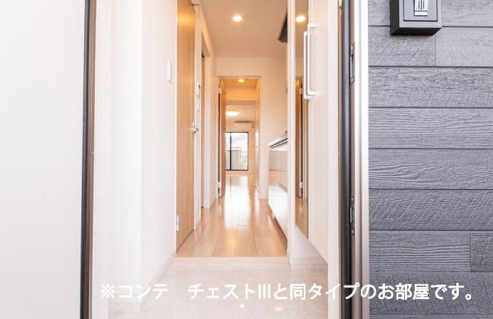 クレメントガーデンVの玄関