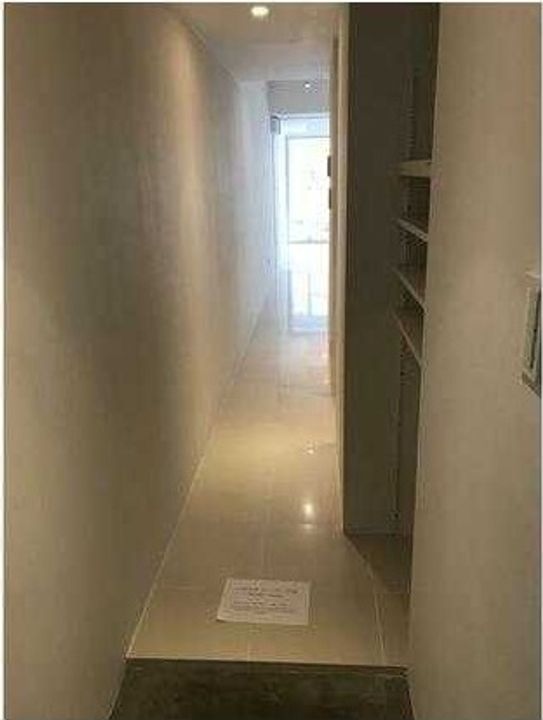 ラグゼナ東高円寺の玄関