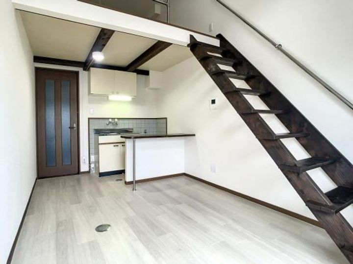 サンクレール江里町の居間