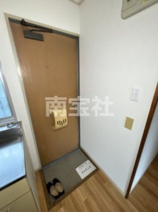 坂元ハイツの玄関