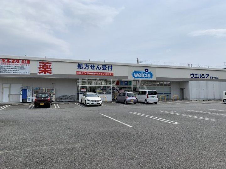 レオネクストファンタジアIIIの周辺