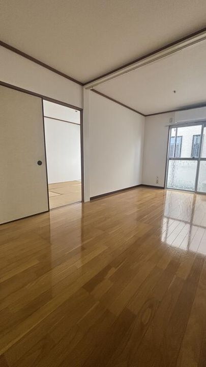 福元ハイツの居間