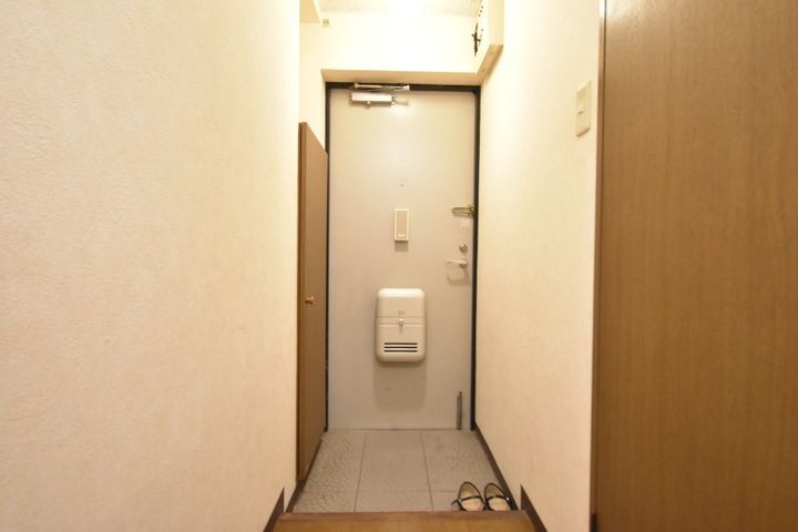 ガーデンパレスあもりの玄関