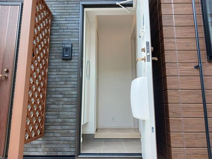 鹿児島県鹿児島市坂之上1(アパート)の賃貸物件の玄関