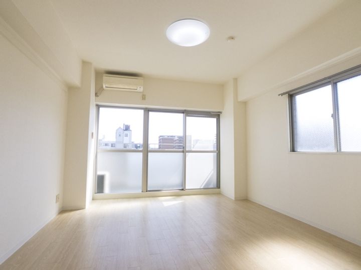 京都府京都市右京区西院清水町(マンション)の賃貸物件の居間