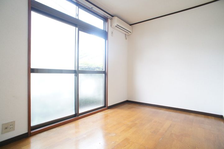 東京都狛江市猪方3(アパート)の賃貸物件の居間