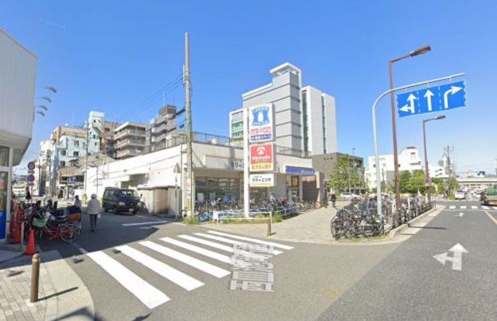 メゾン・ドゥ・アルシオンの周辺