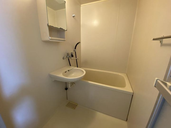 ハイツ東青田の風呂