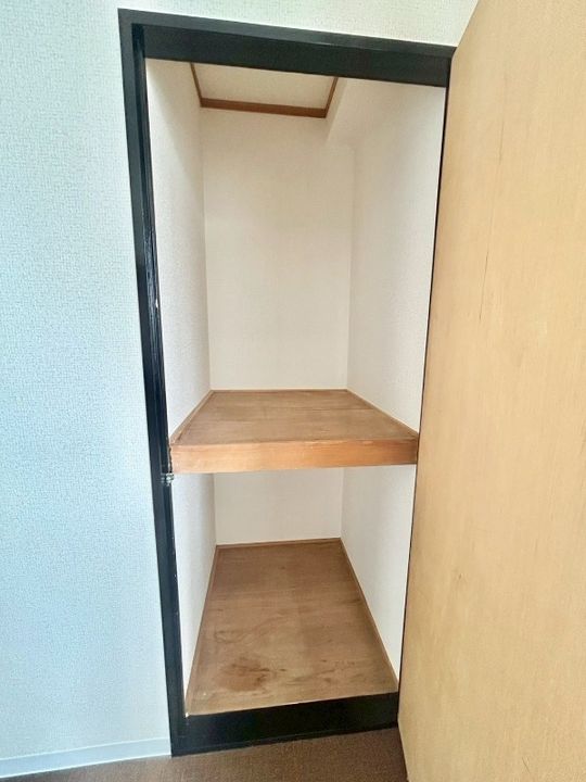 大阪府大阪市住吉区苅田8丁目の賃貸マンションの内装