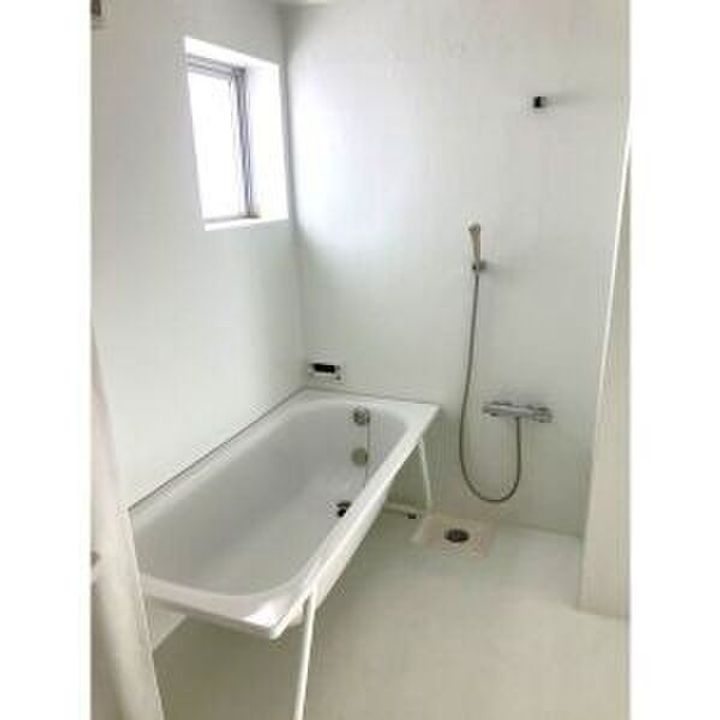 FLATS GAZERY(フラットガゼレイ)の風呂