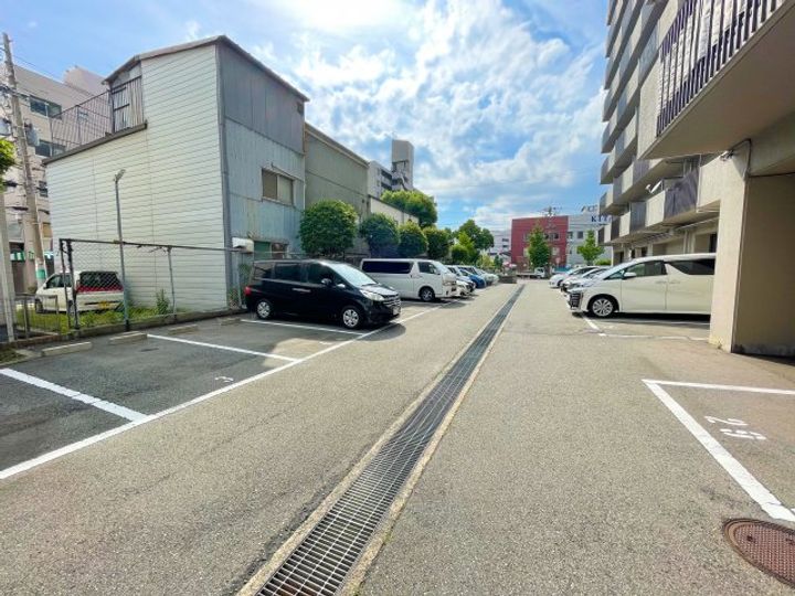 パレ北加賀屋の地図