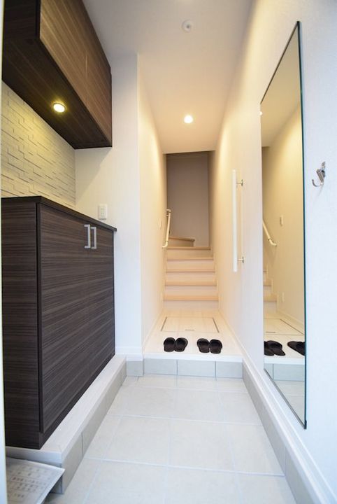 Ateliell(アトリエール)の玄関