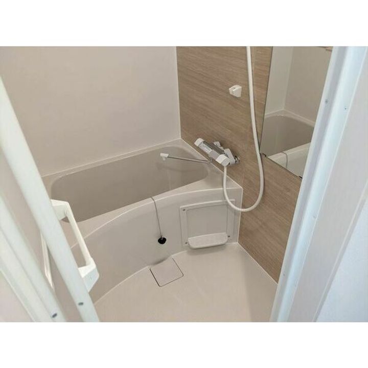 サクラブール栄通の風呂