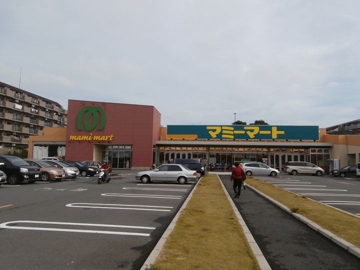 ブランドール壱番館の周辺
