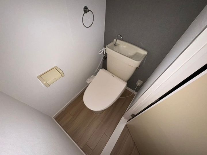 椿本ビルの内装