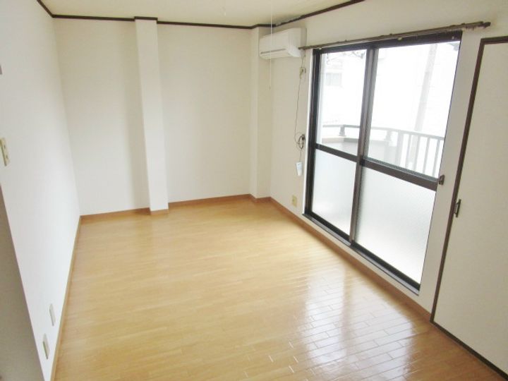 ルミエール牧野の居間