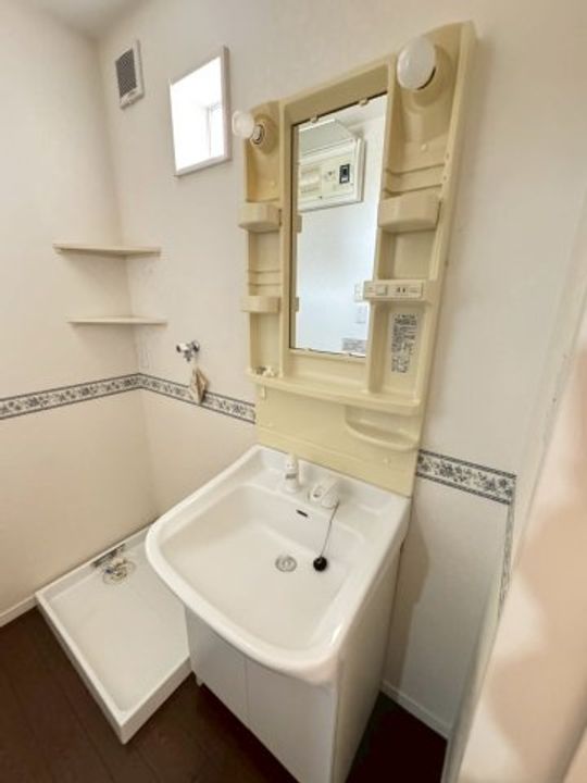 ボナールIIの内装