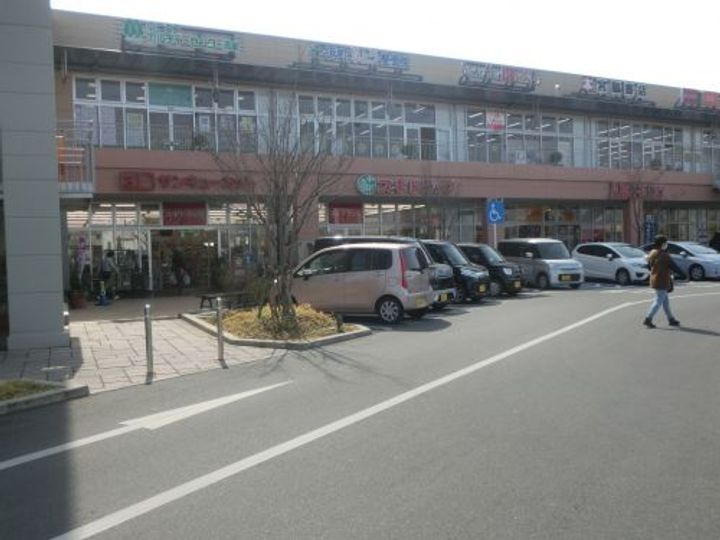 ボナールIIの周辺