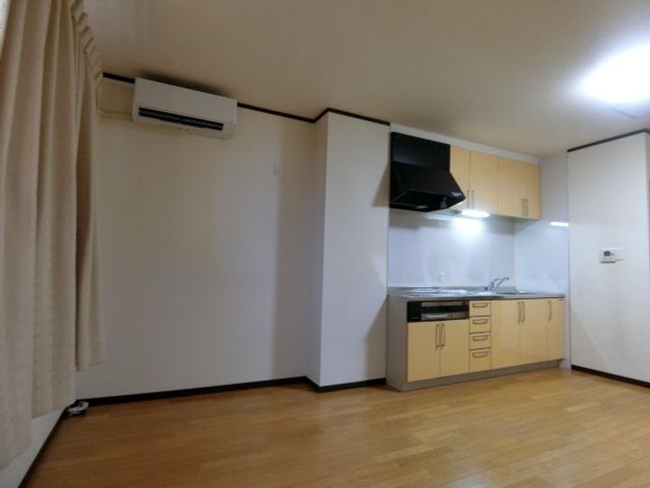 ユウパレス和泉府中2の居間