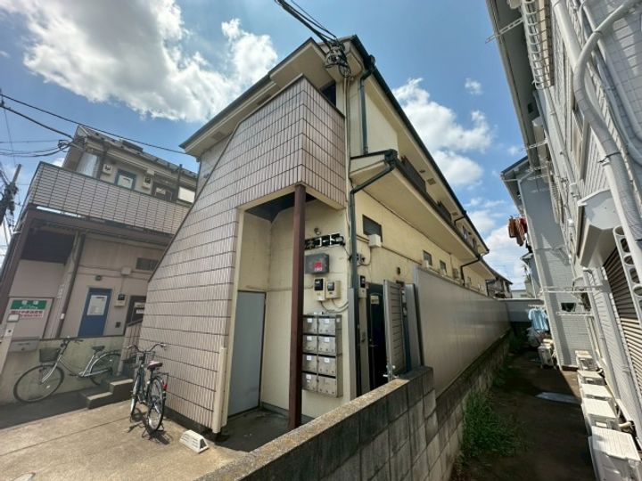 ルネコートの外観