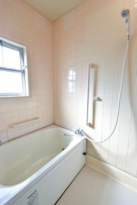 UR岩成台の風呂