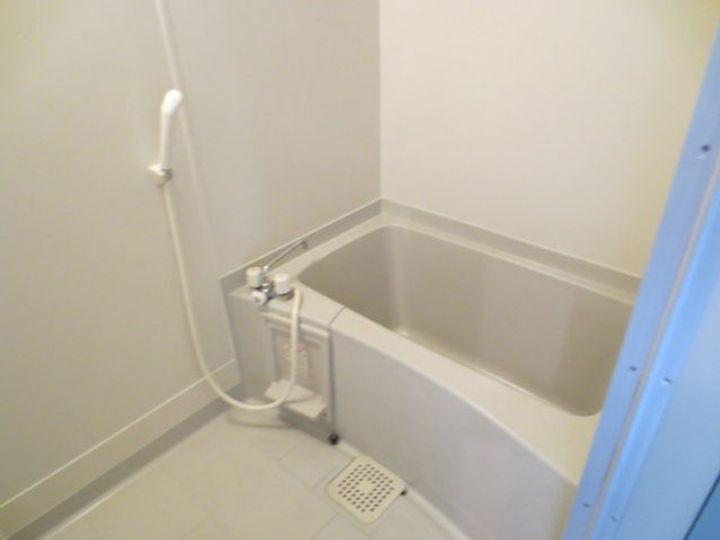 ボヌールAの風呂