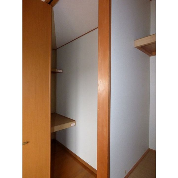 ラ・ルミエルBの内装