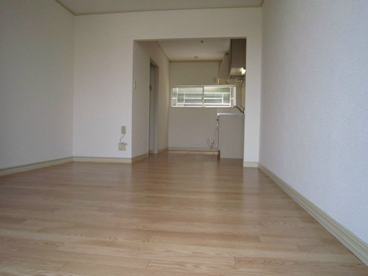 神奈川県中郡二宮町中里2(一戸建)の賃貸物件の居間