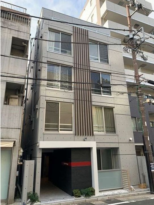 東京都新宿区四谷三栄町(マンション)の賃貸物件の外観