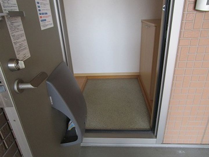シャーメゾン・ロッシュBの玄関