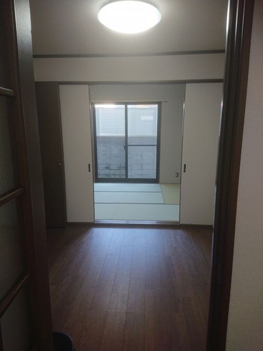 サンフラワー大町の居間