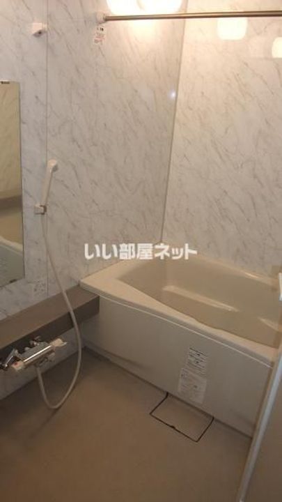 埼玉県熊谷市拾六間(マンション)の賃貸物件の風呂