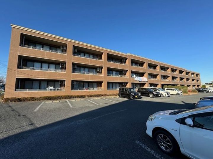 埼玉県熊谷市拾六間(マンション)の賃貸物件の外観