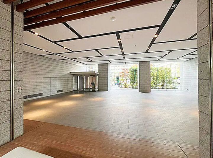 イーストゲートスクエアの地図