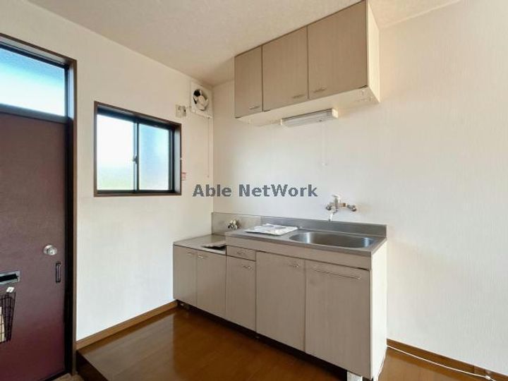 ハイツ高須 Bのキッチン