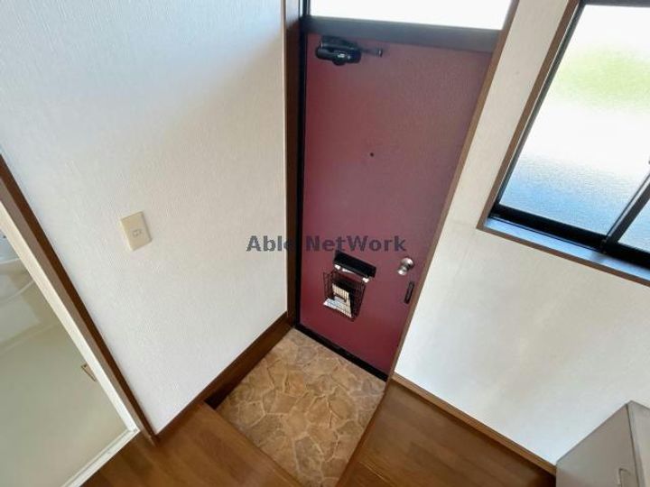 ハイツ高須 Bの玄関