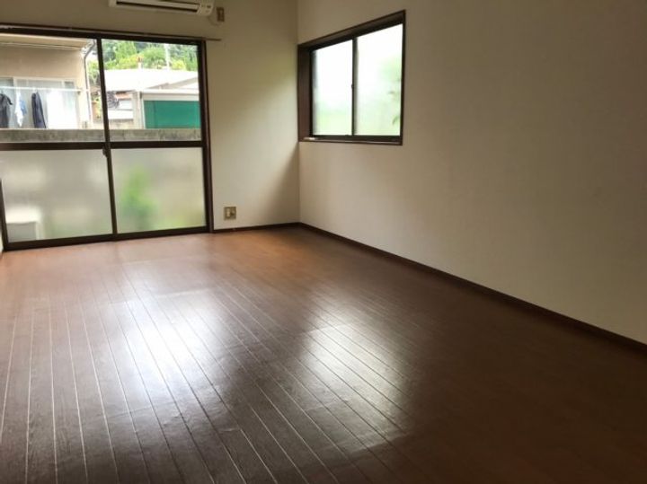 第二三菱荘の居間