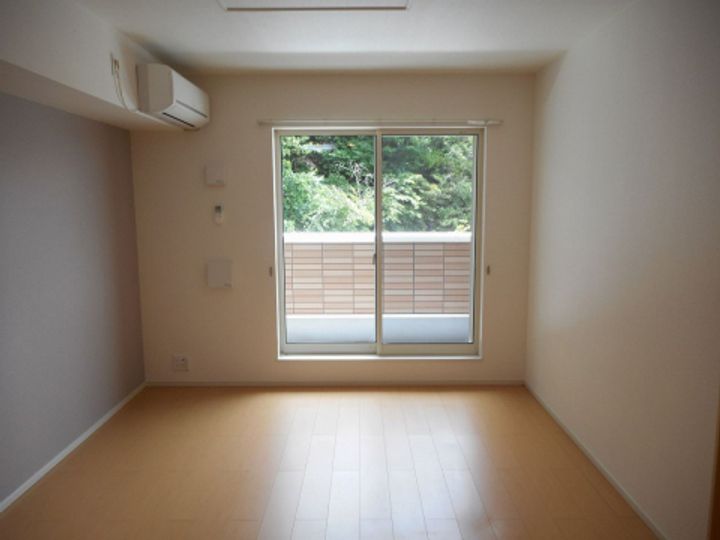 滋賀県蒲生郡竜王町大字小口(アパート)の賃貸物件の居間