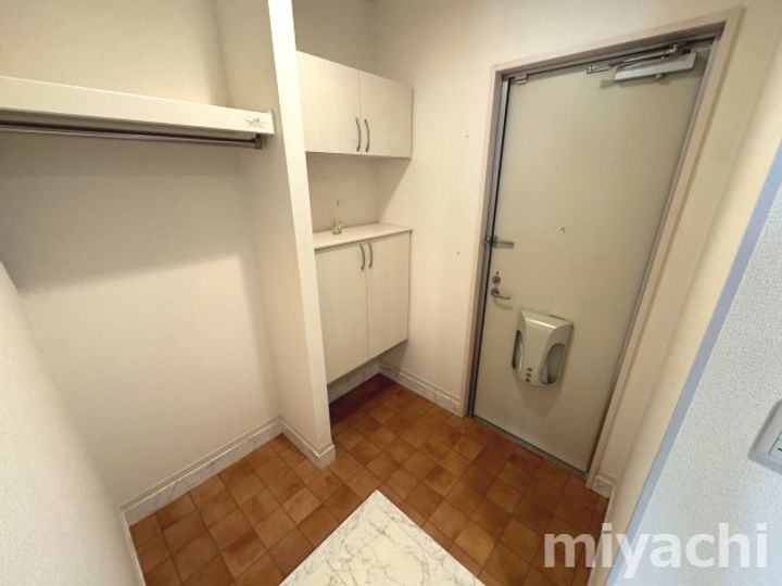 徳島県徳島市山城町東浜傍示(一戸建)の賃貸物件の玄関