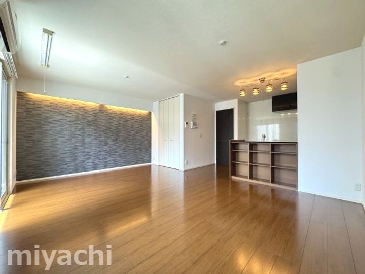 徳島県徳島市山城町東浜傍示(一戸建)の賃貸物件の居間