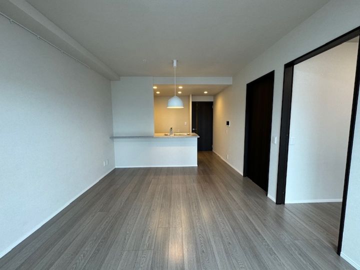 ザ・サーパスタワー新潟万代シティの居間