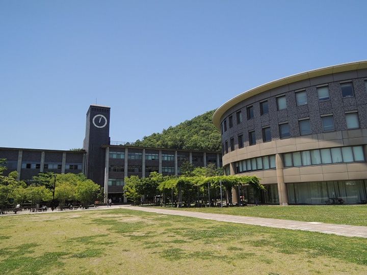 カルフール北村の周辺