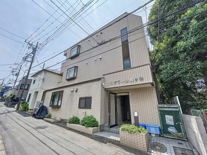 エスポワール梶ヶ谷の外観