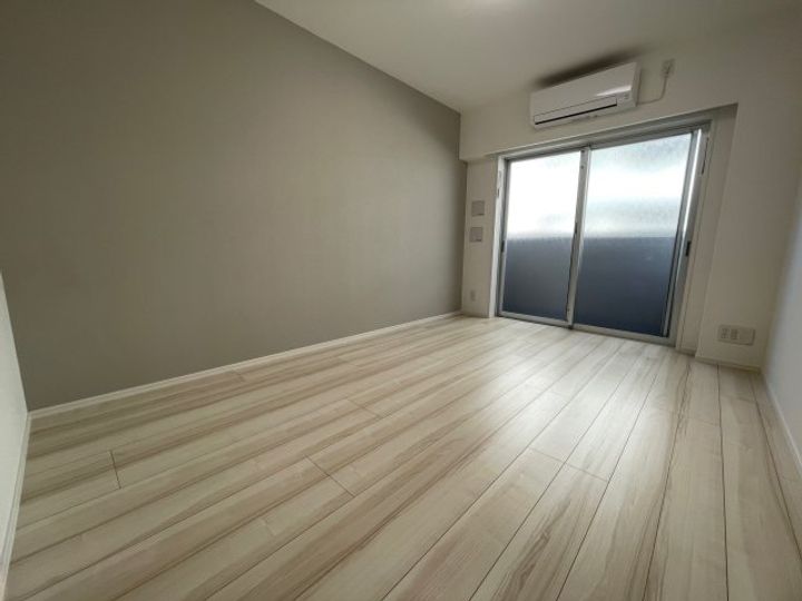 クレアポルテ川口元郷の居間