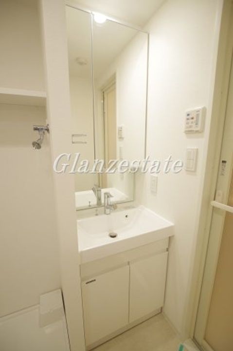 MAXIV阪東橋TWIN WESTの内装