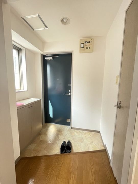 クレール浅野の玄関