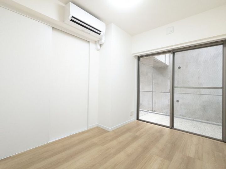 東京都港区高輪3(マンション)の賃貸物件の居間