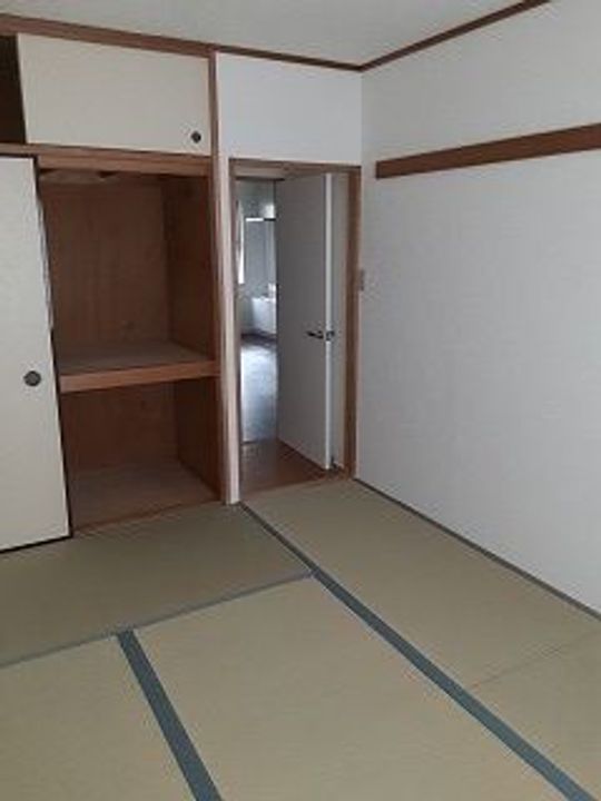 フラットKOの内装